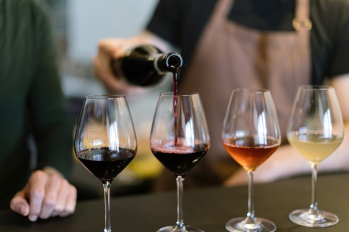 Disfruta de todos los matices del vino con las vinotecas de Asko