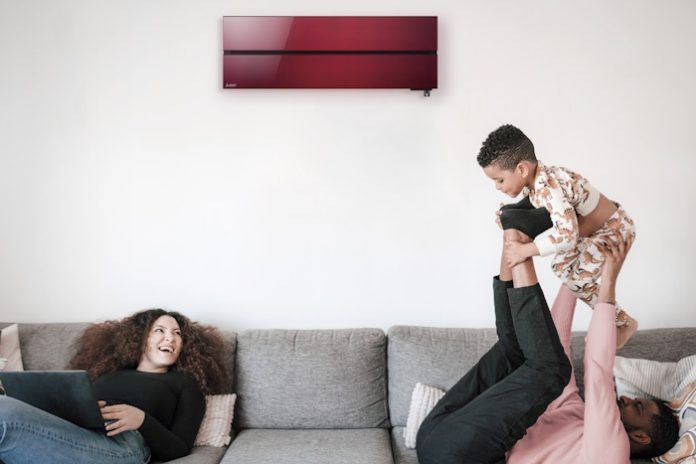 Mitsubishi Electric te da 5 consejos para poner en marcha la bomba de calor y ahorrar en calefacción con la llegada del frío